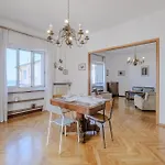 4 Bedroom Awesome In Daire Imperia