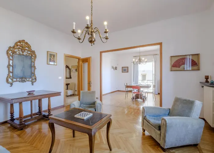 4 Bedroom Awesome In