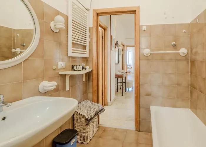 4 Bedroom Awesome In * Imperia