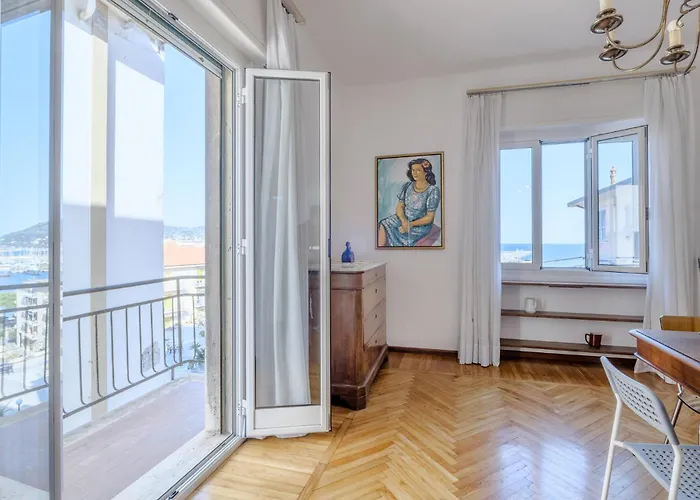 Lejlighed 4 Bedroom Awesome In Imperia
